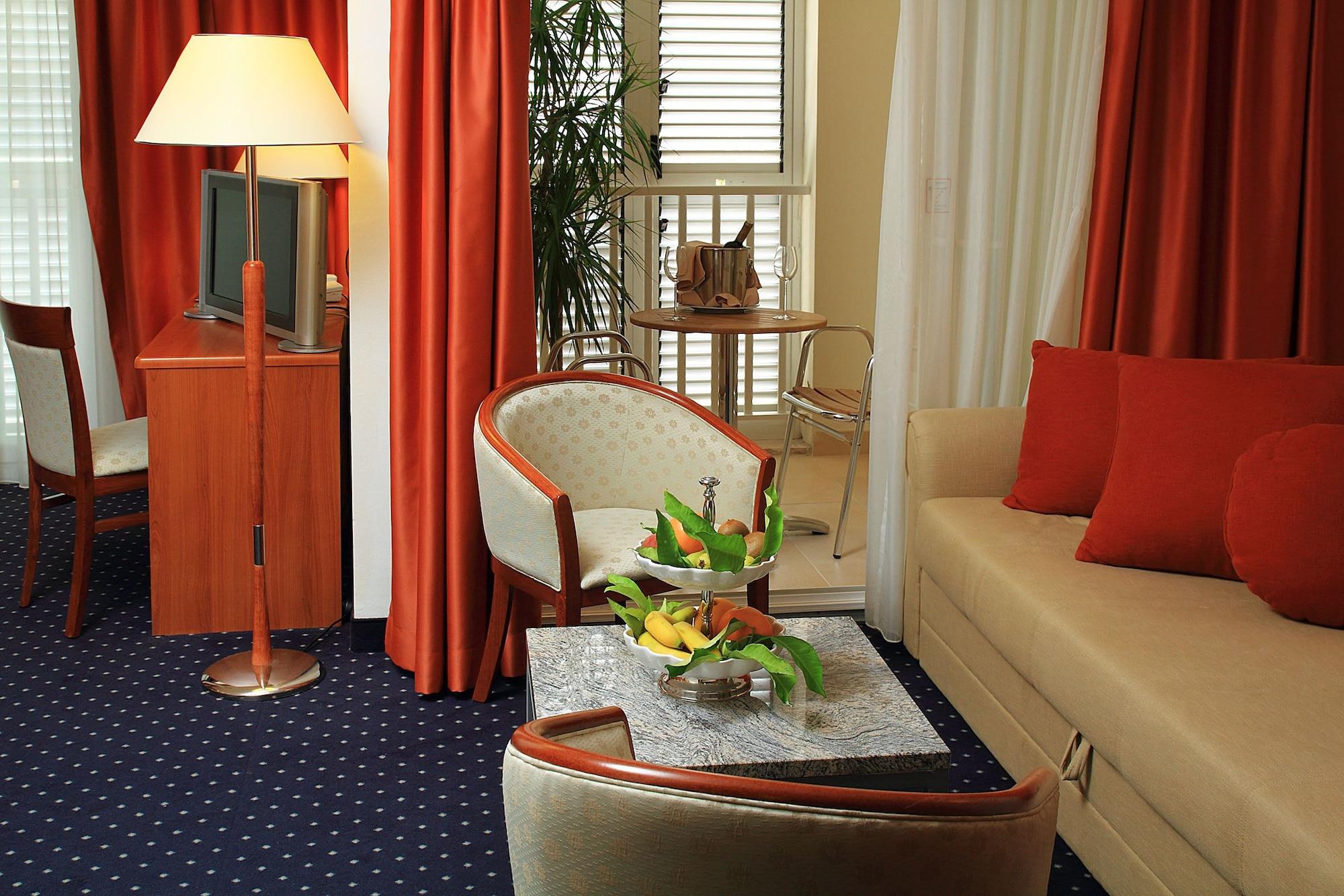 Marko Polo Maradiso Hotel By Aminess Korcula Town Exterior photo